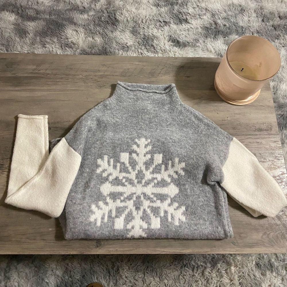 Cupcakes & cashmere snowflake sweater